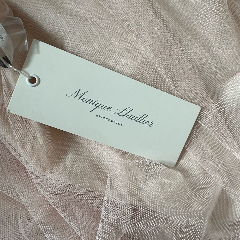 Monique Lhuillier Blush Strapless Tulle Wedding Gown - Picture 4 of 4